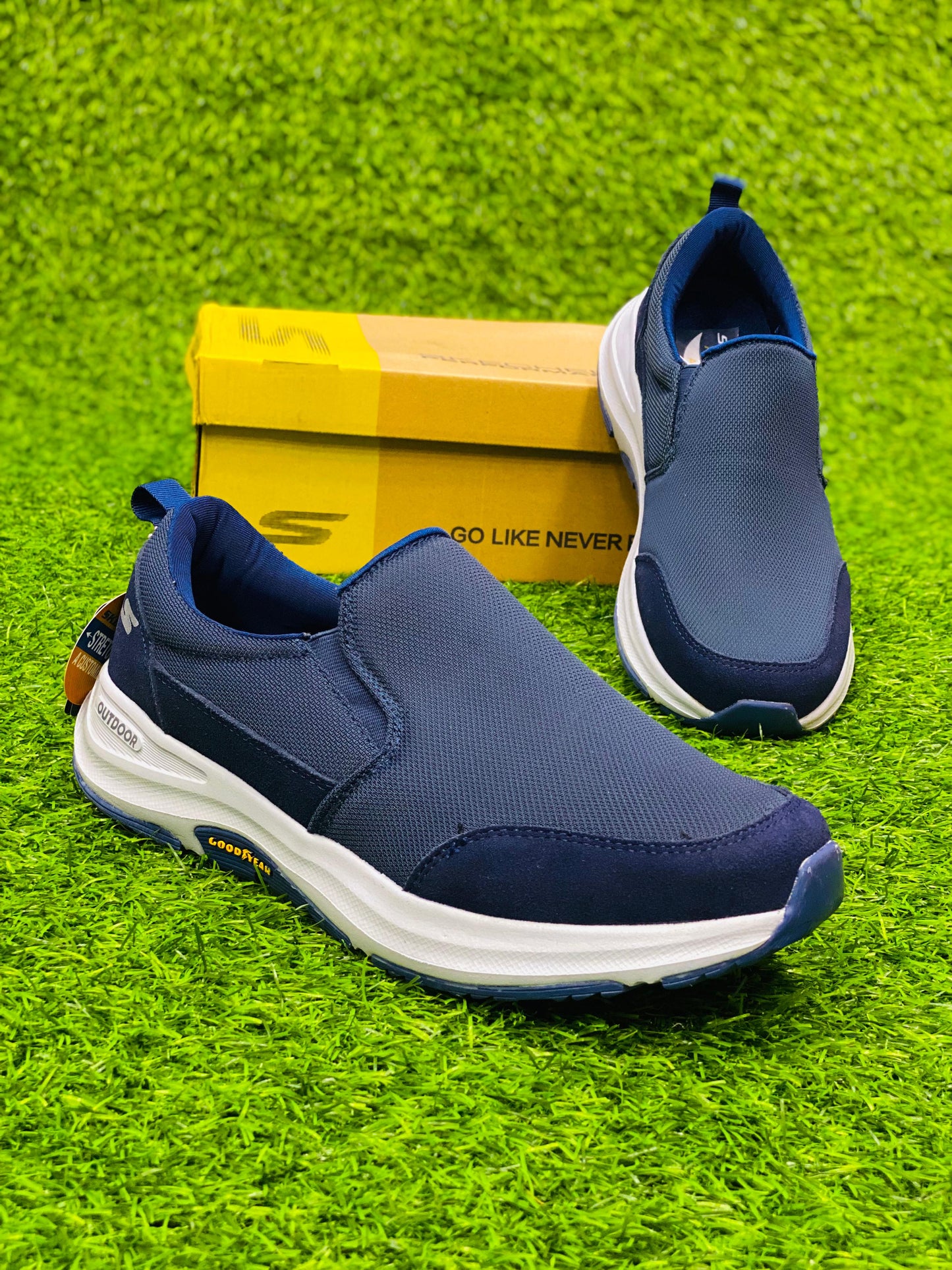 Skechers -Outdoor - Navy Blue