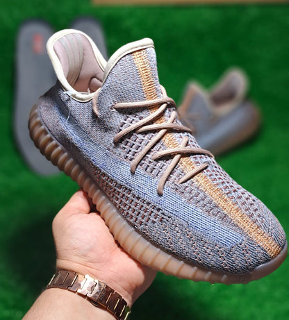 Yeezy - 350 V2 - Grey Khaki