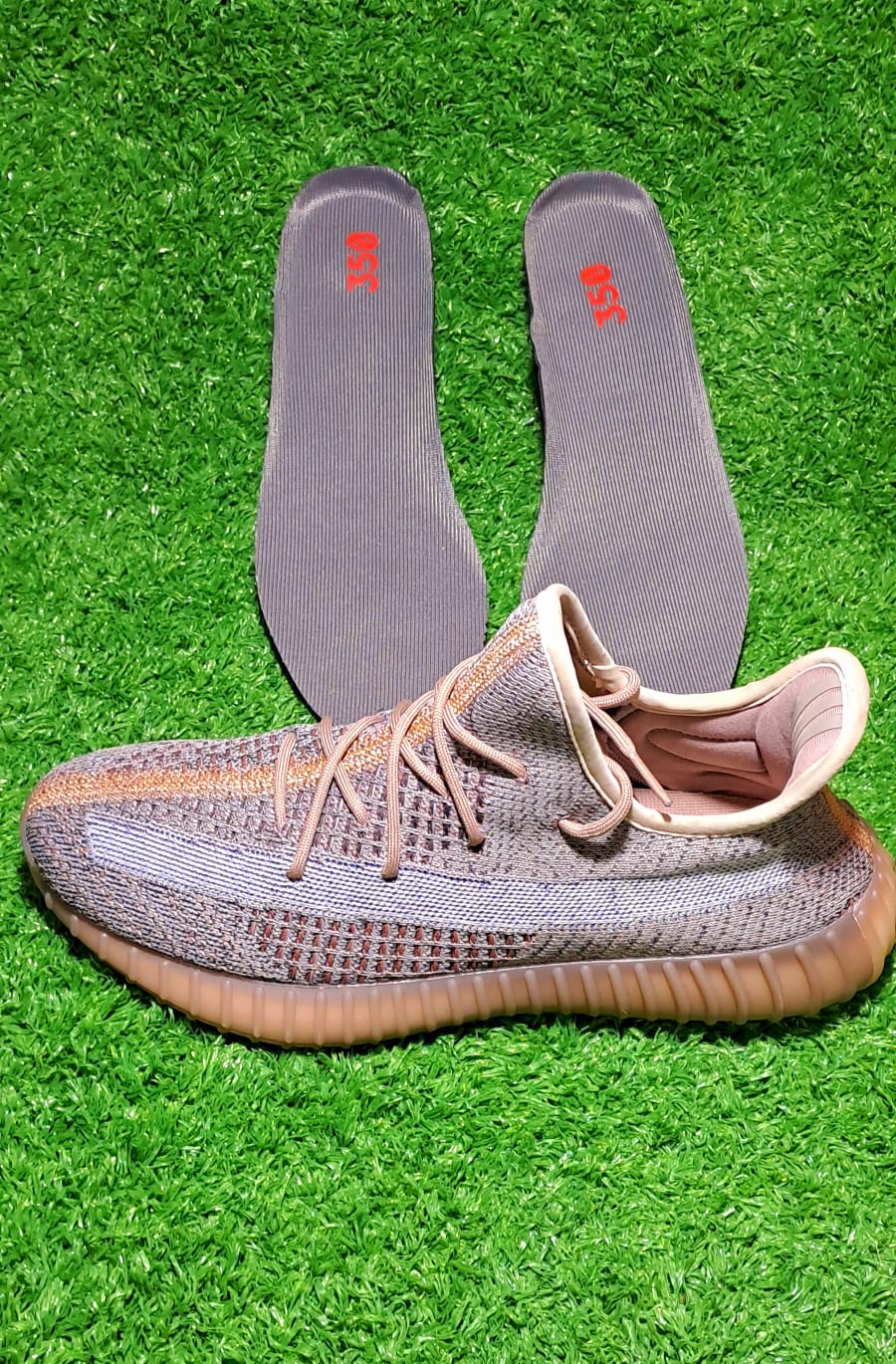 Yeezy - 350 V2 - Grey Khaki