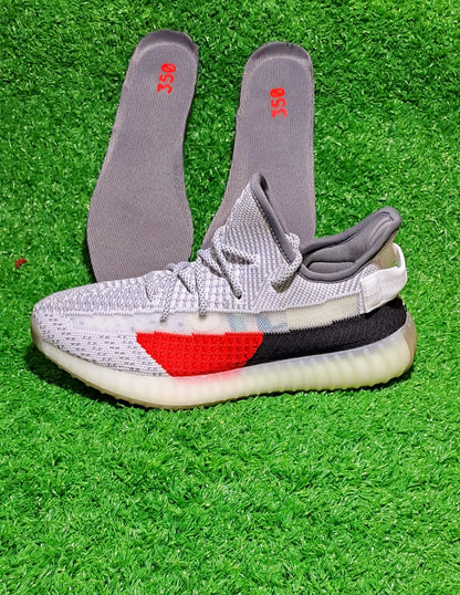 Yeezy - 350 V2 - Grey Red Black