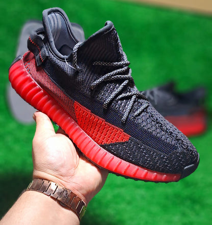 Yeezy - 350 V2 - Red Black