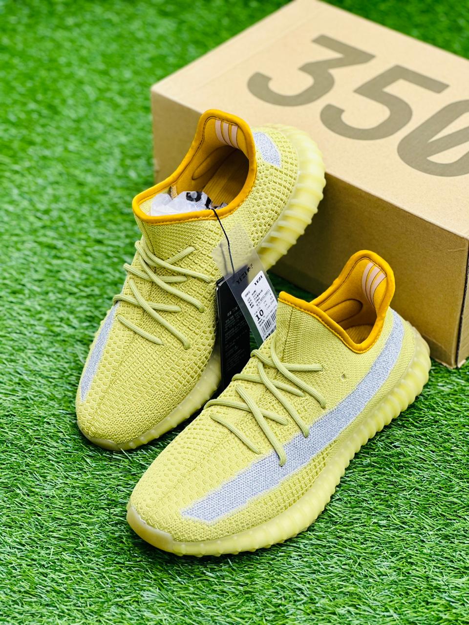 Yeezy - 350 Wave Runner Jogger - Yellow