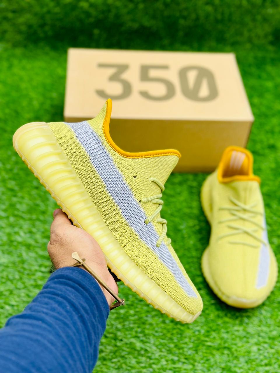 Yeezy - 350 Wave Runner Jogger - Yellow